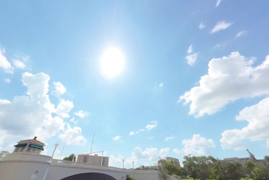 Typical Spring Weather Ahead for Tampa with Gradual Warm-Up, Chance of Showers