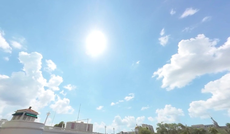 Typical Spring Weather Ahead for Tampa with Gradual Warm-Up, Chance of Showers