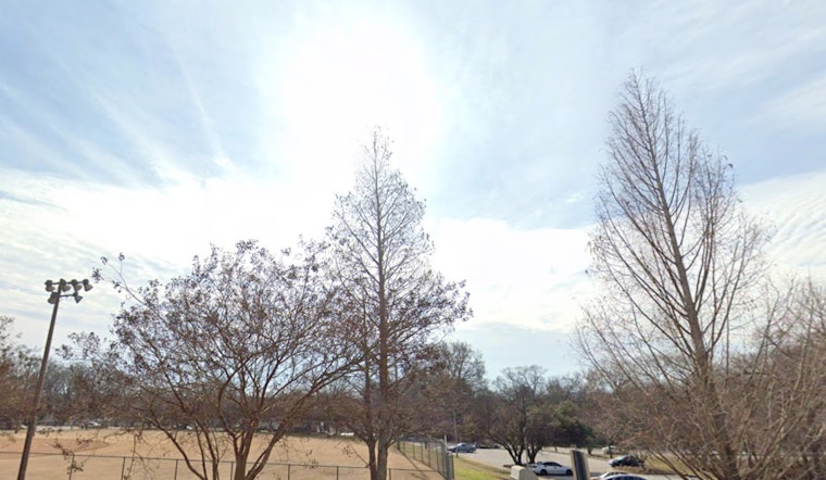 Varied Spring Weather Ahead for Raleigh with Sunny Days, Possible Showers, and Chilly Nights