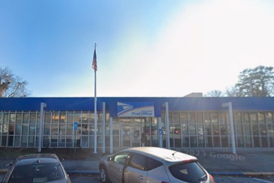 Vehicle Crashes into Buckhead Post Office in Atlanta with Minor Injuries Reported and Services Disrupted