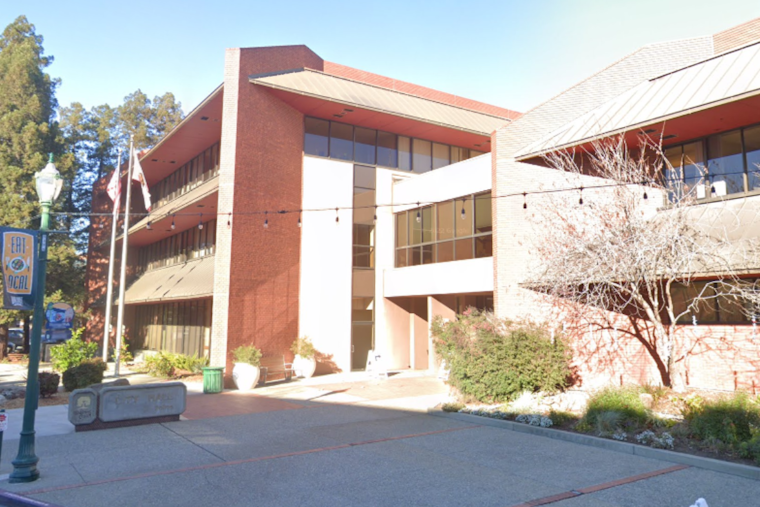 Walnut Creek Man in Crisis Safely Surrenders Gun to Police, Prompting Community Reflection on Mental Health