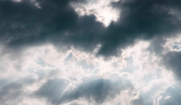 Washington D.C. Braces for Mixed Weather with Showers and Sunny Spells Forecasted