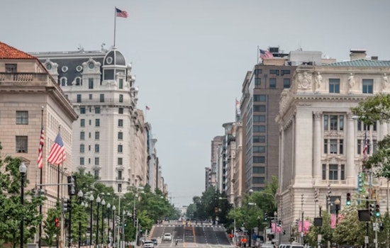 Washington D.C. Faces Gale Warning and Strong Winds as NWS Advises Caution