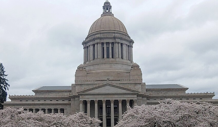 Washington Senate Committee Advances Bill for Fair Wages in High-Hazard Industries