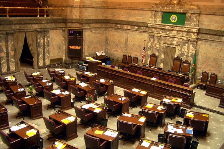 Washington State House Advances Simmons Bill to Expand Insurance Coverage for Mental Health and Substance Abuse Services