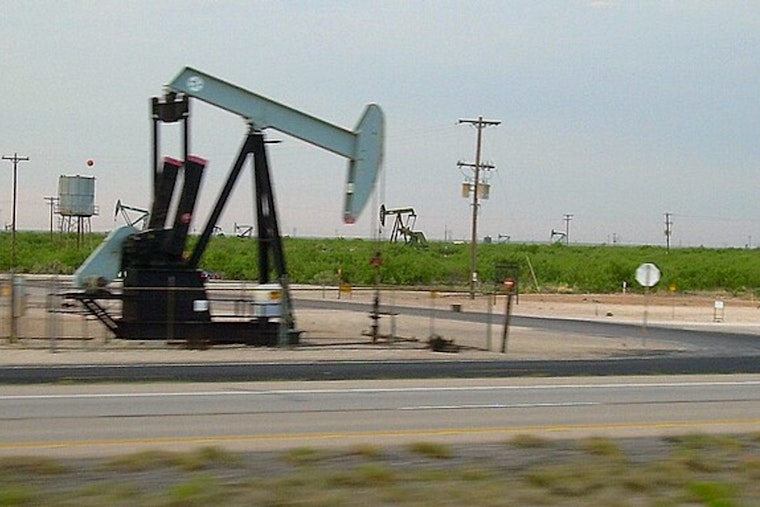 West Odessa Locals Contend with Escalating Pollution Amid Oil Boom in Texas's Permian Basin