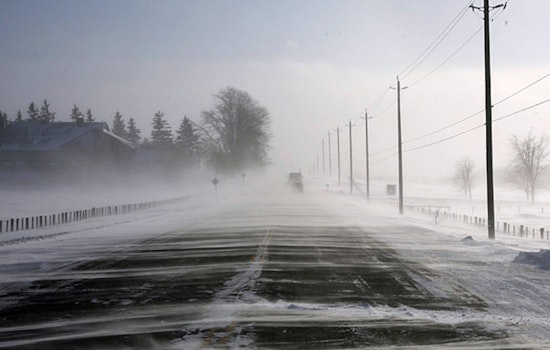 Wind and Winter Weather Advisories Issued for Milwaukee Region, NWS Cautions Residents