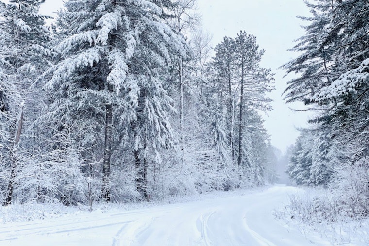 Winter Mix Hits Southeastern Wisconsin as Milwaukee Braces for Snow and Gusty Winds