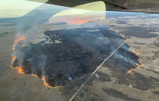 Wisconsin Firefighters Successfully Contain Big Island Blaze in Green Lake County