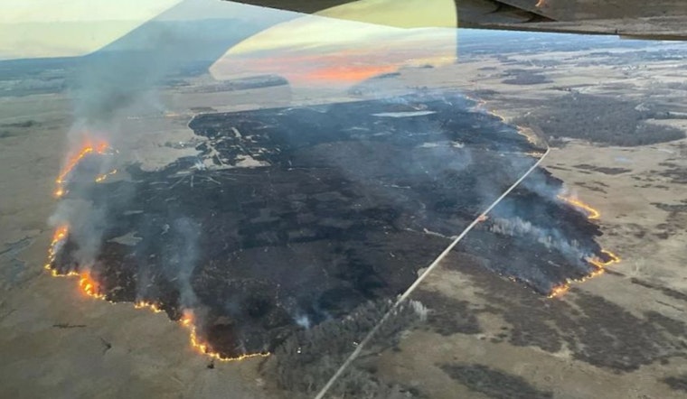 Wisconsin Firefighters Successfully Contain Big Island Blaze in Green Lake County