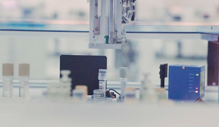 Abbott Laboratories Invests $500M in U.S. Amidst Trade Uncertainties, Creating 300 New Jobs in Illinois and Dallas