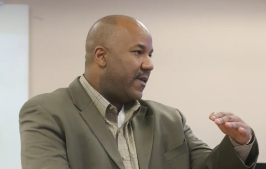Akron Detective Patrick Armstead Honored with No HARM Award for Service to Survivors of Violence