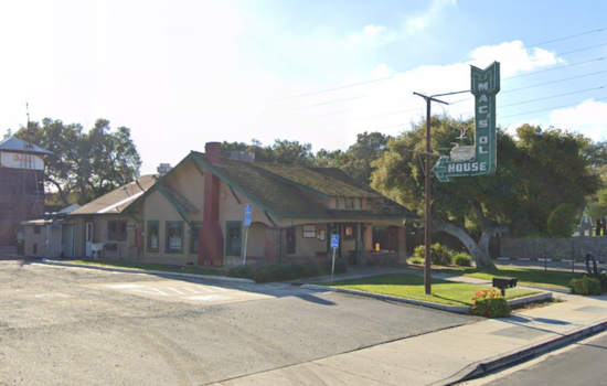 Antioch's Beloved Mac's Old House to Close After 42 Years, Emphasizing Bay Area's Evolving Restaurant Scene