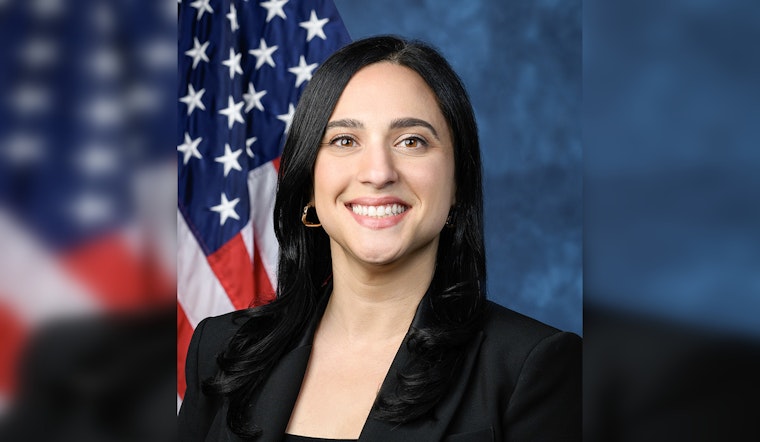 Arizona Congresswoman Ansari Advocates for Mistakenly Deported Man's Return from El Salvador