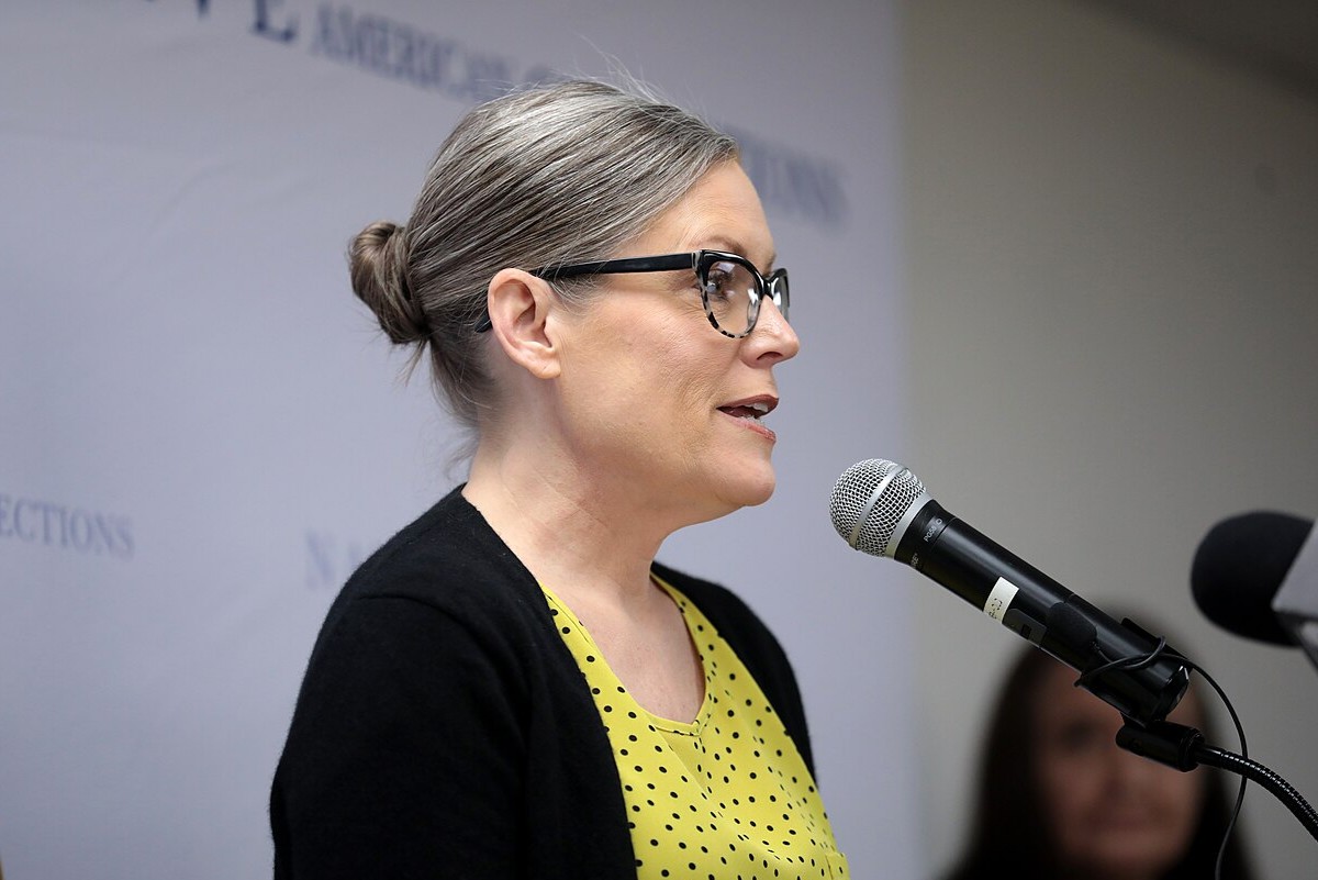Arizona Governor Katie Hobbs Signs Bill to Curb Classroom Distractions