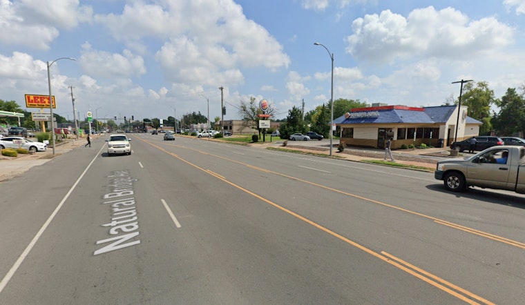 Armed Carjacking in St. Louis' Kingsway East Neighborhood Leaves Couple Without Vehicle