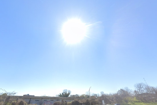 Atlanta to Enjoy Sunny Skies and Warmth, Slight Chance of Showers Early in the Week