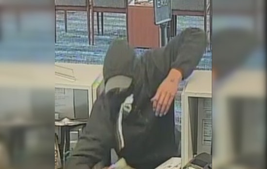 Aurora Community on Alert as FBI and Local Police Search for Suspected Fifth Third Bank Robber