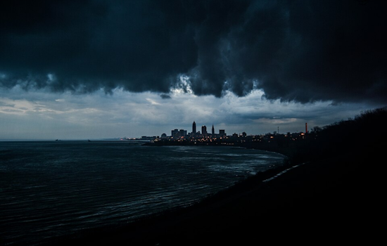 Residents Braces for Weather Whiplash: Wind Advisories and Possible Severe Thunderstorms Ahead