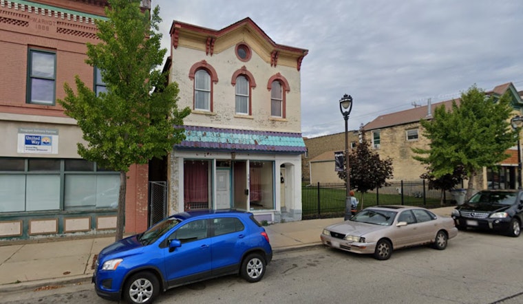 Book Lovers Rejoice as Niche Book Bar Opens in Milwaukee's 6th District on Independent Bookstore Day