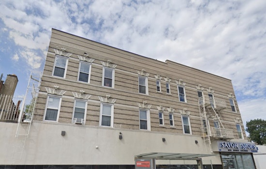 Brooklyn Blaze Rips Through Shoe Store and Apartments, Over 20 Displaced in Borough Park