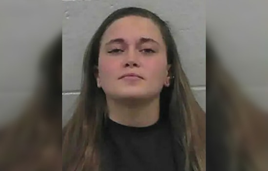 Butts County Jailer Charged with Smuggling Contraband, Violating Oath of Office