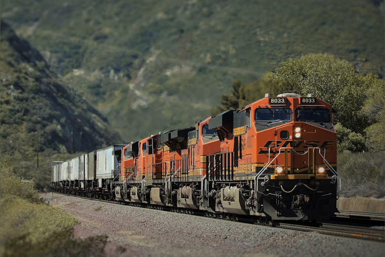 Carrollton Commuters Alert: I-35E Crosby Road Railroad Crossing Closure for BNSF Maintenance April 12-14