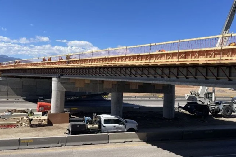 CDOT Announces Overnight Closures on Powers Boulevard for Bridge Construction in April