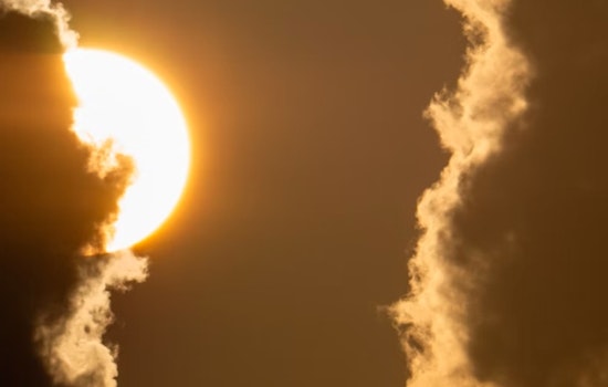 Charlotte Braces for Uncertain Weather with Clouds, Rain and Thunderstorms as Temperatures Fluctuate