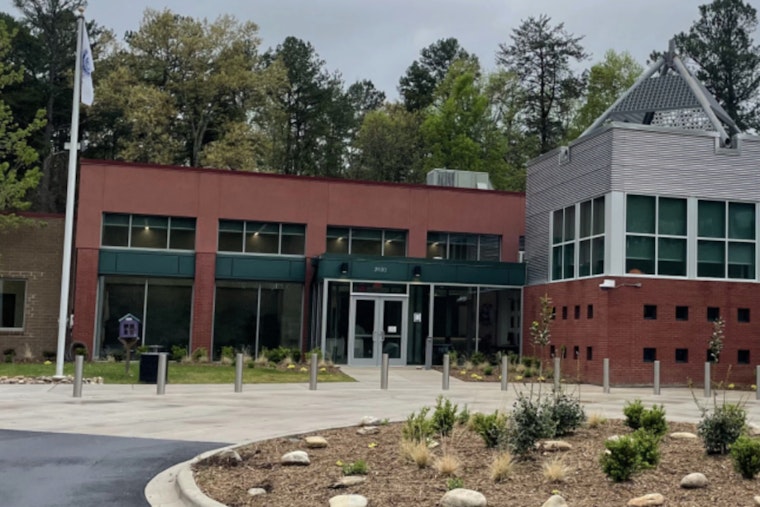 Charlotte Celebrates Mallard Creek Recreation Center's Grand Reopening After Major Renovations