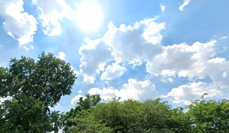 Charlotte to Experience Gradual Clearing and Warm Temperatures with Showers Expected Midweek