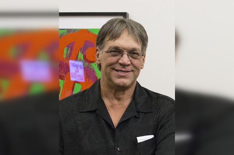 Chicago Bears Legend Steve 'Mongo' McMichael, Member of Pro Football Hall of Fame, Dies at 67 After ALS Battle