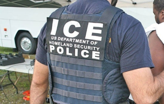 Chicago Community Rallies for Release of ICE-Detained Man Poised to Donate Kidney to Brother in Life-Threatening Condition