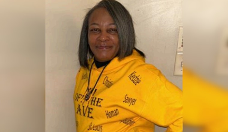 Chicago Police Seek Public's Help in Search for Missing Woman, Rhonda Pearson, Last Seen on West Cullerton Street