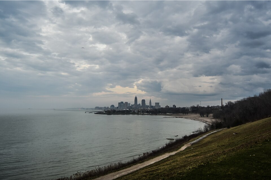 Cleveland Area Faces Gusty Winds and Thunderstorms as Severe Weather Hits, Erie County Under Wind Advisory