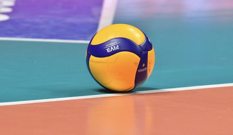 Coach Charlie Wade Ties Record for Wins as Hawaii Men's Volleyball Overcomes UCSB in Four-Set Thriller