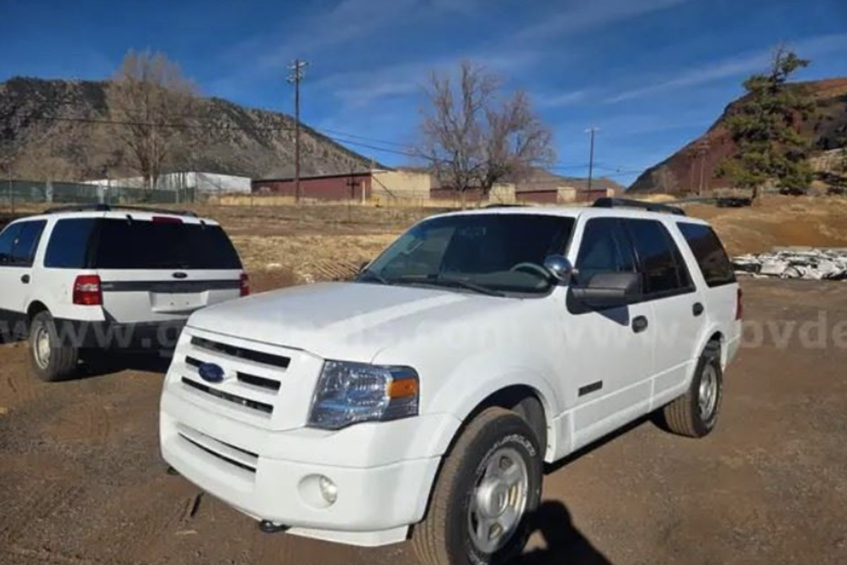 Coconino County Opens Online Surplus Property Auction with Trucks and Heavy Equipment Available for Bidding Until April 25