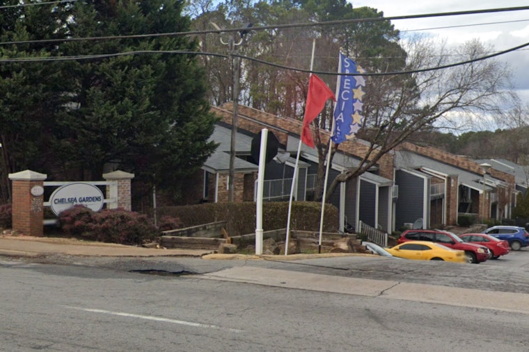 College Park Orders Chelsea Gardens Apartments Closure, Leaving