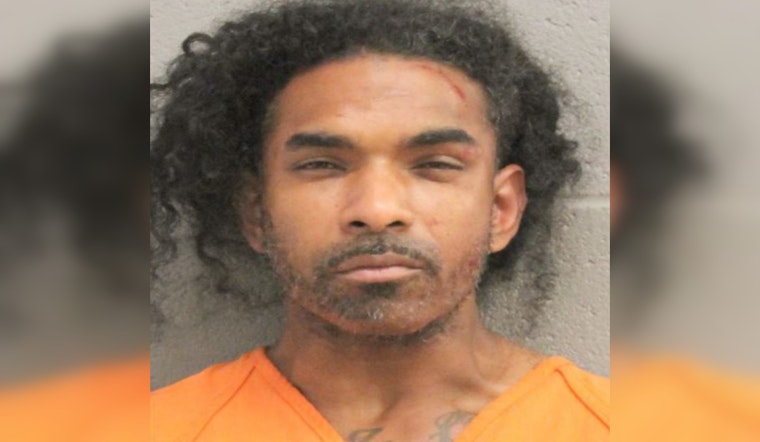 Convicted Felon Suspected of Shoplifting Over $700 in Goods, Resisting Arrest at Houston Walmart
