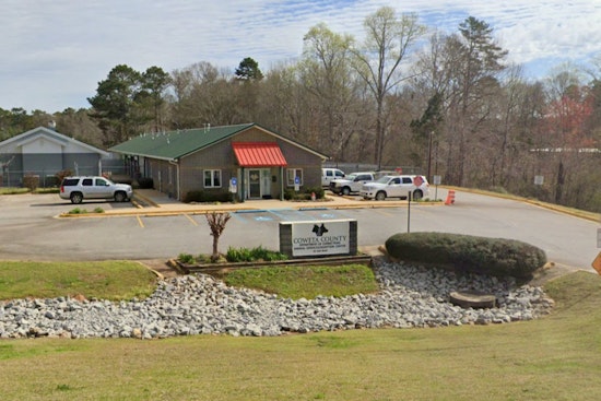 Coweta County Residents Can Now Take Shelter Dogs on Day Adventures with "Doggie Day Out" Program