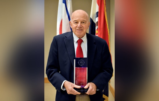 Creve Coeur Awarded 'Leading the Way' Distinction for Second Year, Tops National Service Quality Polls