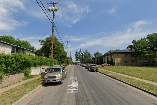 Dallas Police Investigate Fatal Shooting on Holmes Street, Seek Public's Help in Homicide Case