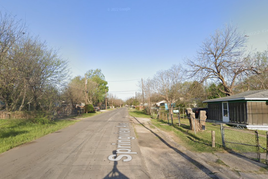 Dallas Police Investigate Fatal Shooting on Springview Avenue, Victim Dead at Scene