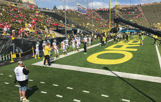 Defense Dominates Oregon Football's Spring Game as Ducks Gear Up for Fall Season