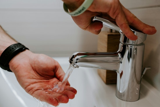Delray Beach Issues Precautionary Boil Water Notice for Lake Delray Apartments After Contractor Strikes Line