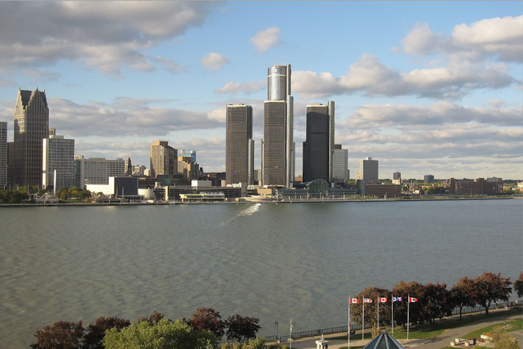 Detroit Braces for Mixed Bag of Weather: Rain, Snow, and Sunshine on the Horizon