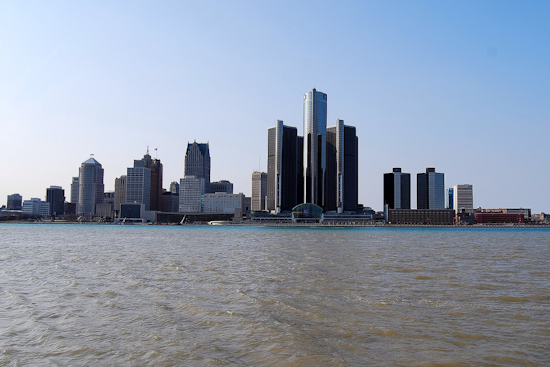 Detroit's Weekly Weather Outlook: Sunny Days and Rainy Evenings Ahead
