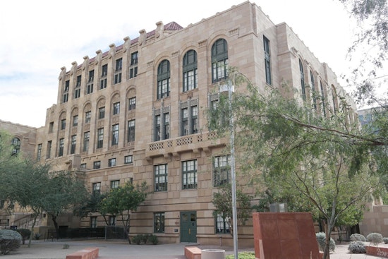 "Doomsday Mom" Lori Vallow Daybell in Phoenix Court on Murder Conspiracy Charges, Jury Shakeup Continues