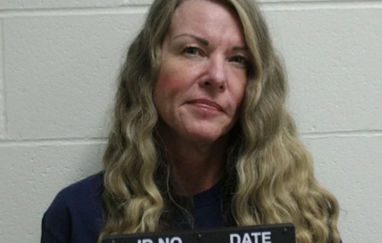 'Doomsday Mom' Lori Vallow Daybell Suspected of Greed-Driven Murder for $1M Payout, Nonchalant Post-Crime Antics Unfold in Phoenix Court