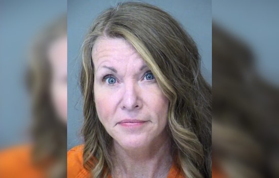 'Doomsday Mom' Self-Rep Woes, Lori Vallow Daybell Struggles in Court During Jury Selection for Arizona Murder Plot